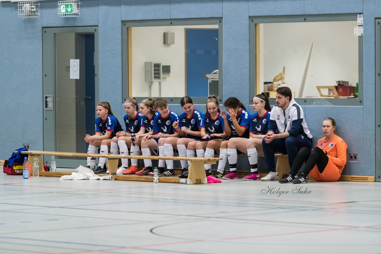 Bild 81 - F Loewinnen Hallen Cup